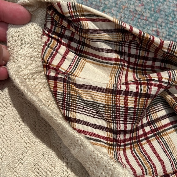 NWT Ladies size large Top from Maurice’s - Picture 10 of 12